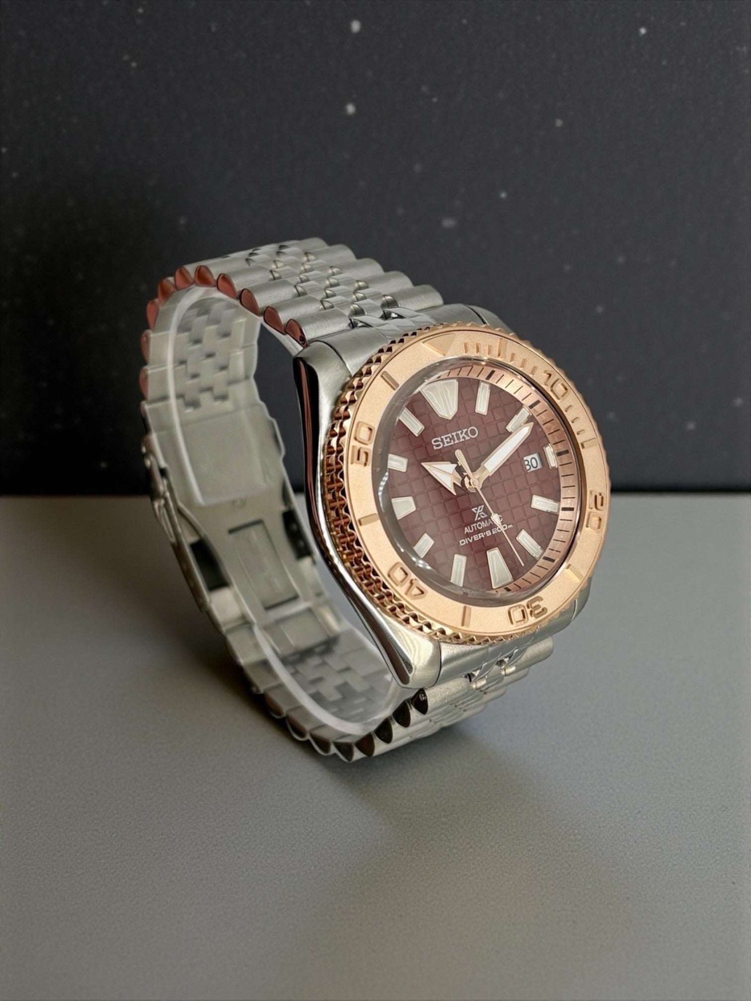 Seiko - Submariner Samuraï Rouge - Modding by HORS SERIE