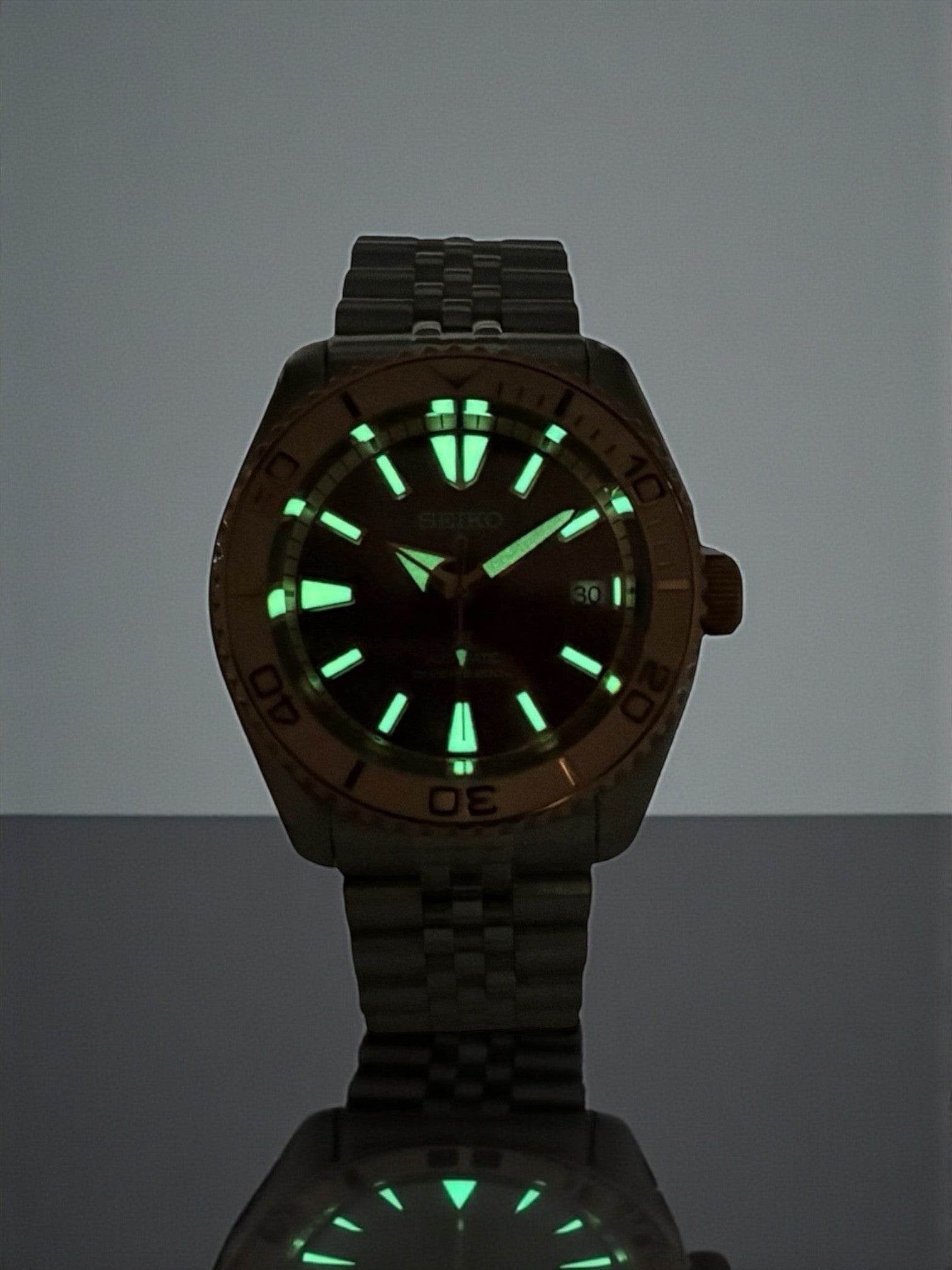 Seiko - Submariner Samuraï Rouge - Modding by HORS SERIE