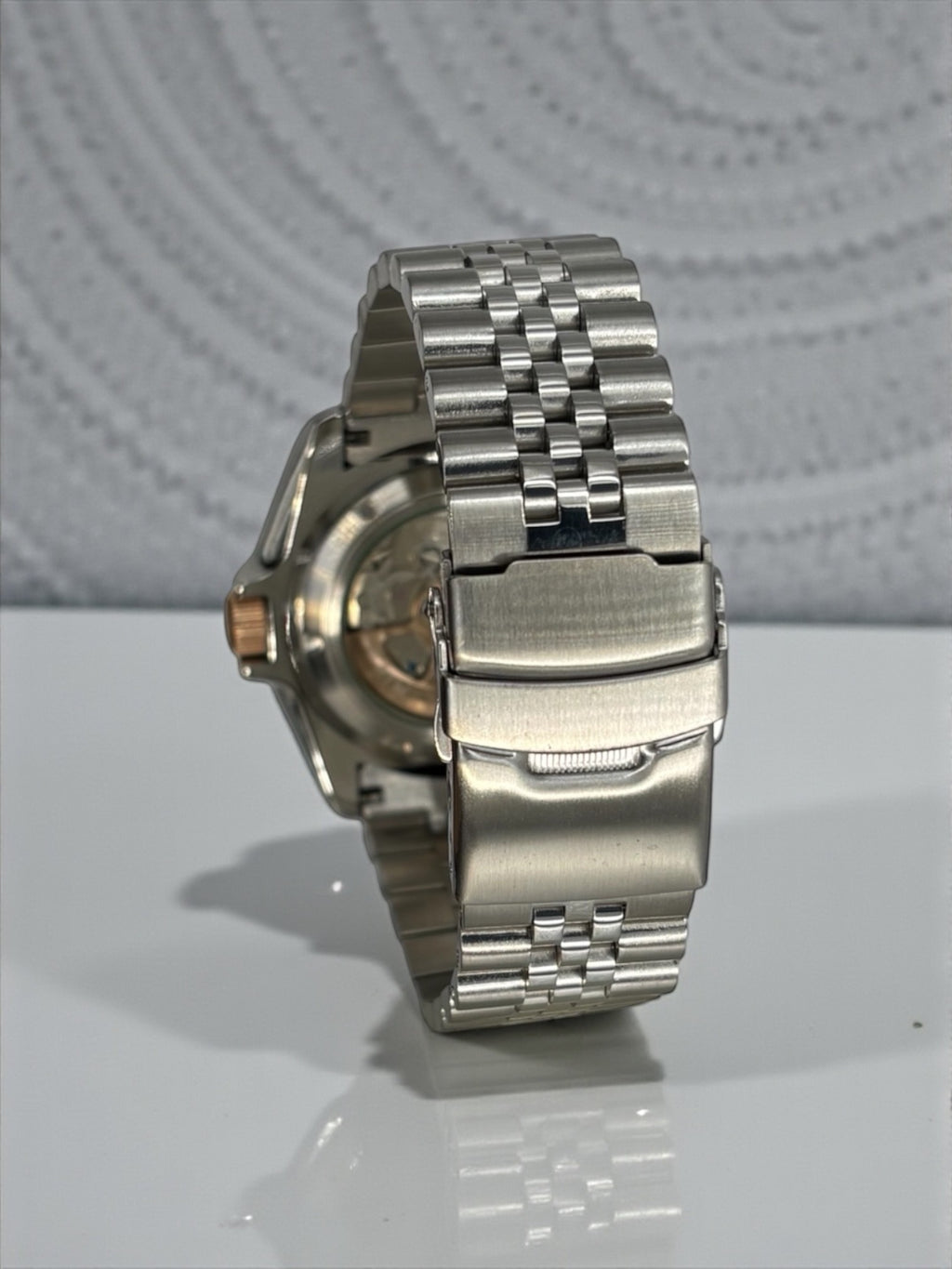 Seiko - Submariner Samuraï Rouge - Modding by HORS SERIE