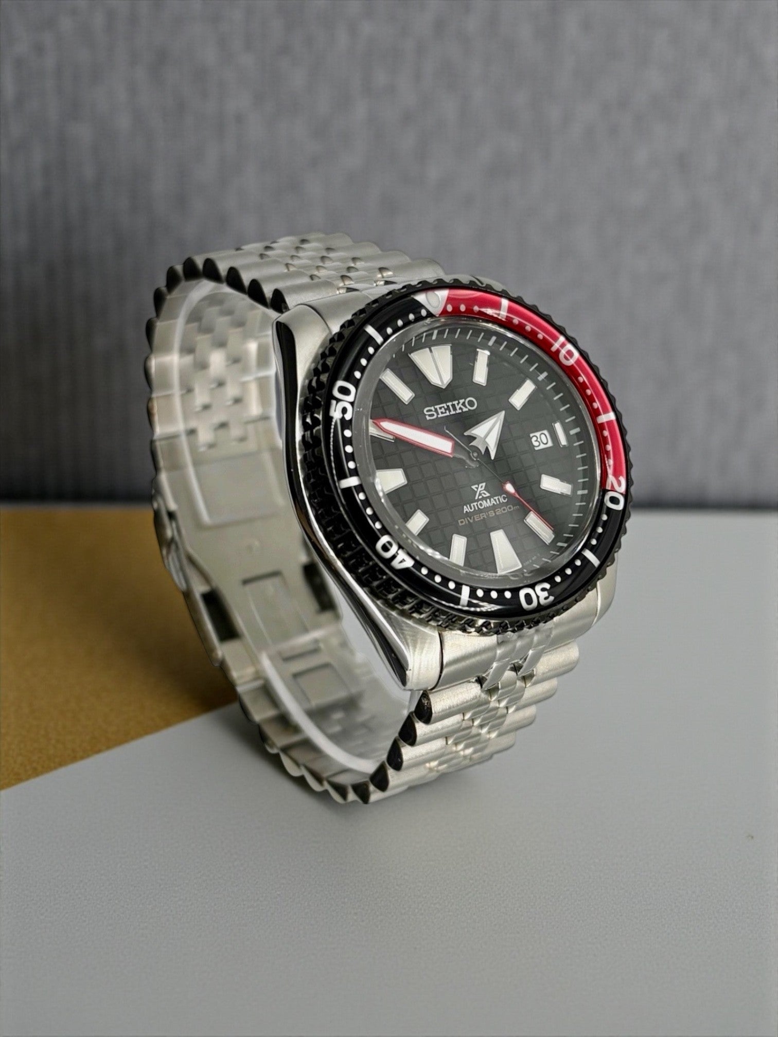 Seiko - Submariner Samuraï noir - Modding by HORS SERIE