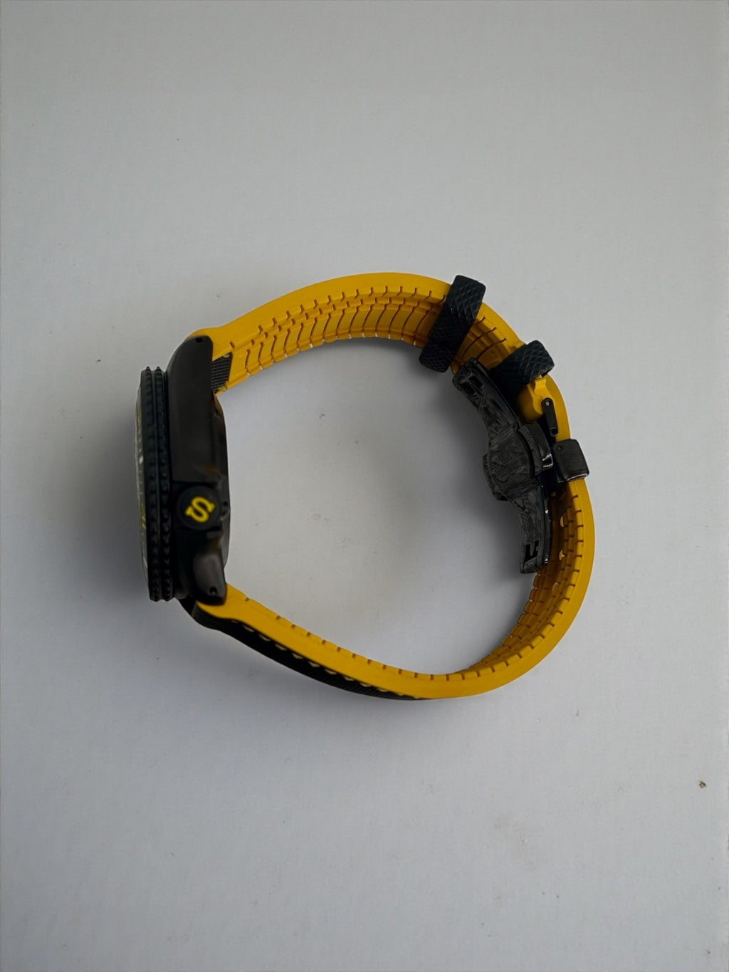 Seiko - Color Sport Jaune - Modding by HORS SERIE