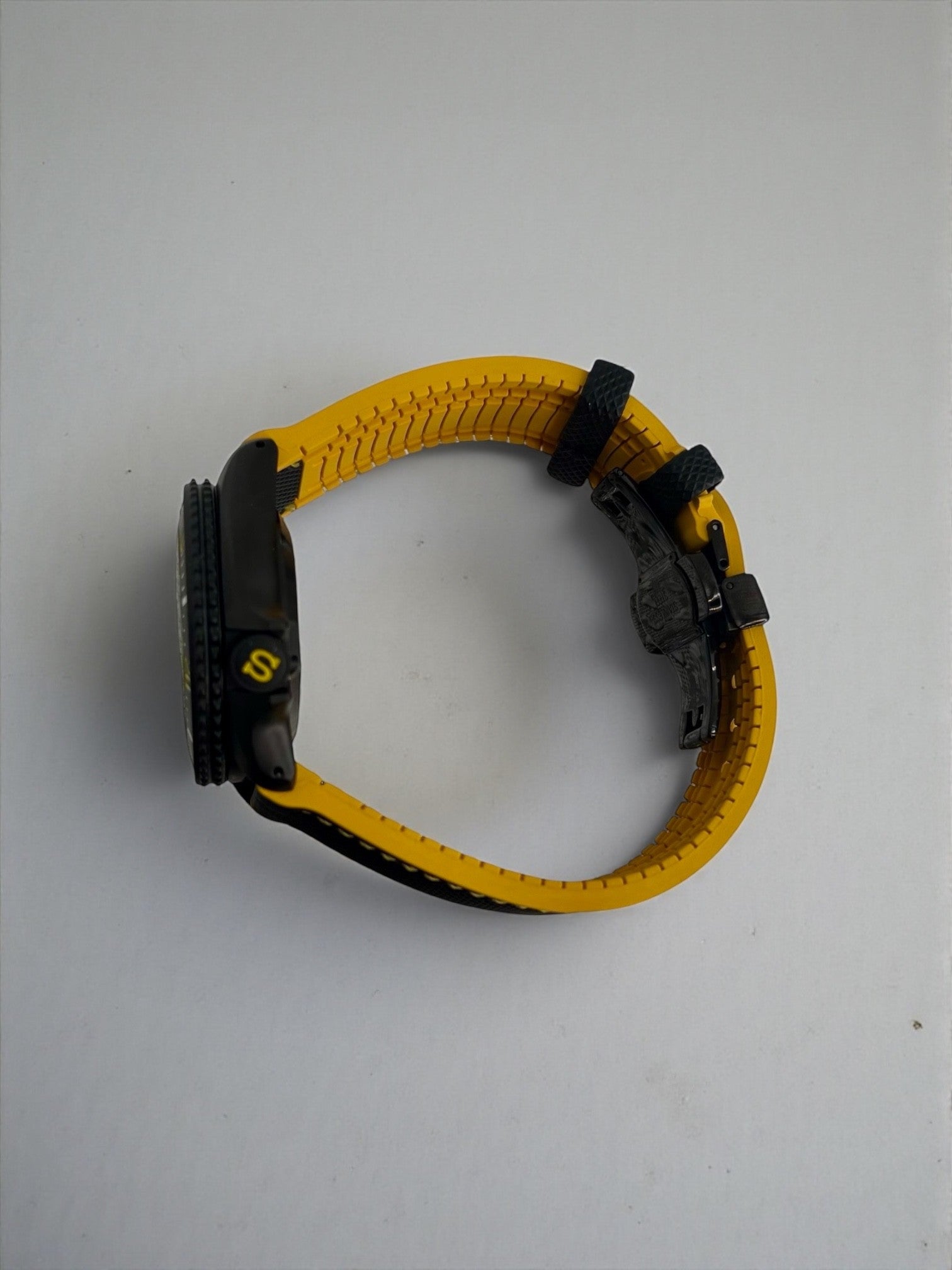 Seiko - Color Sport Jaune - Modding by HORS SERIE