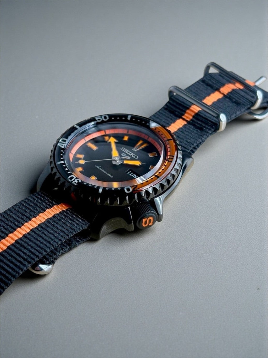 Seiko - MidNight Circuit - Modding by HORS SERIE