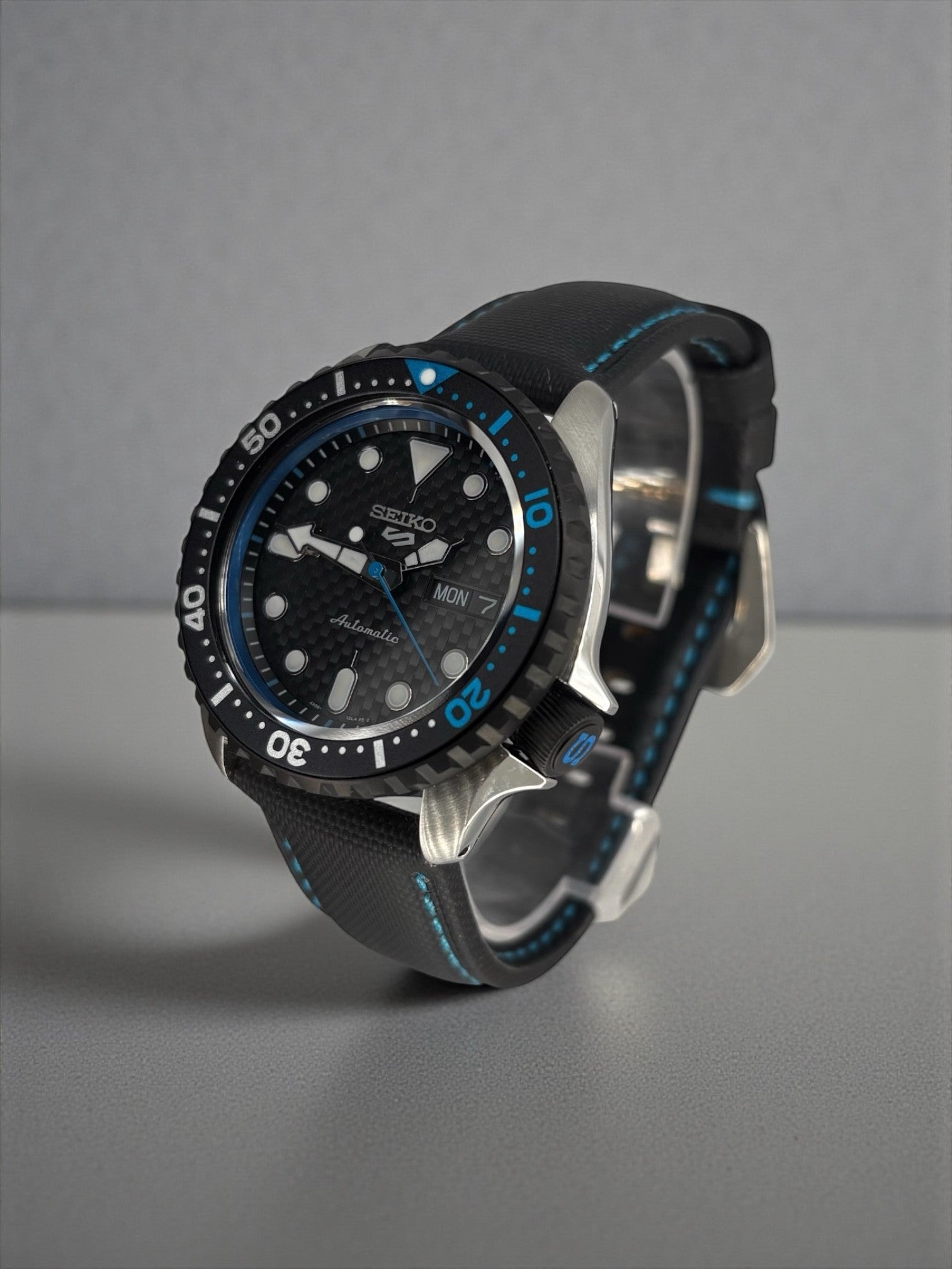 Seiko - Carbone - Modding by HORS SERIE