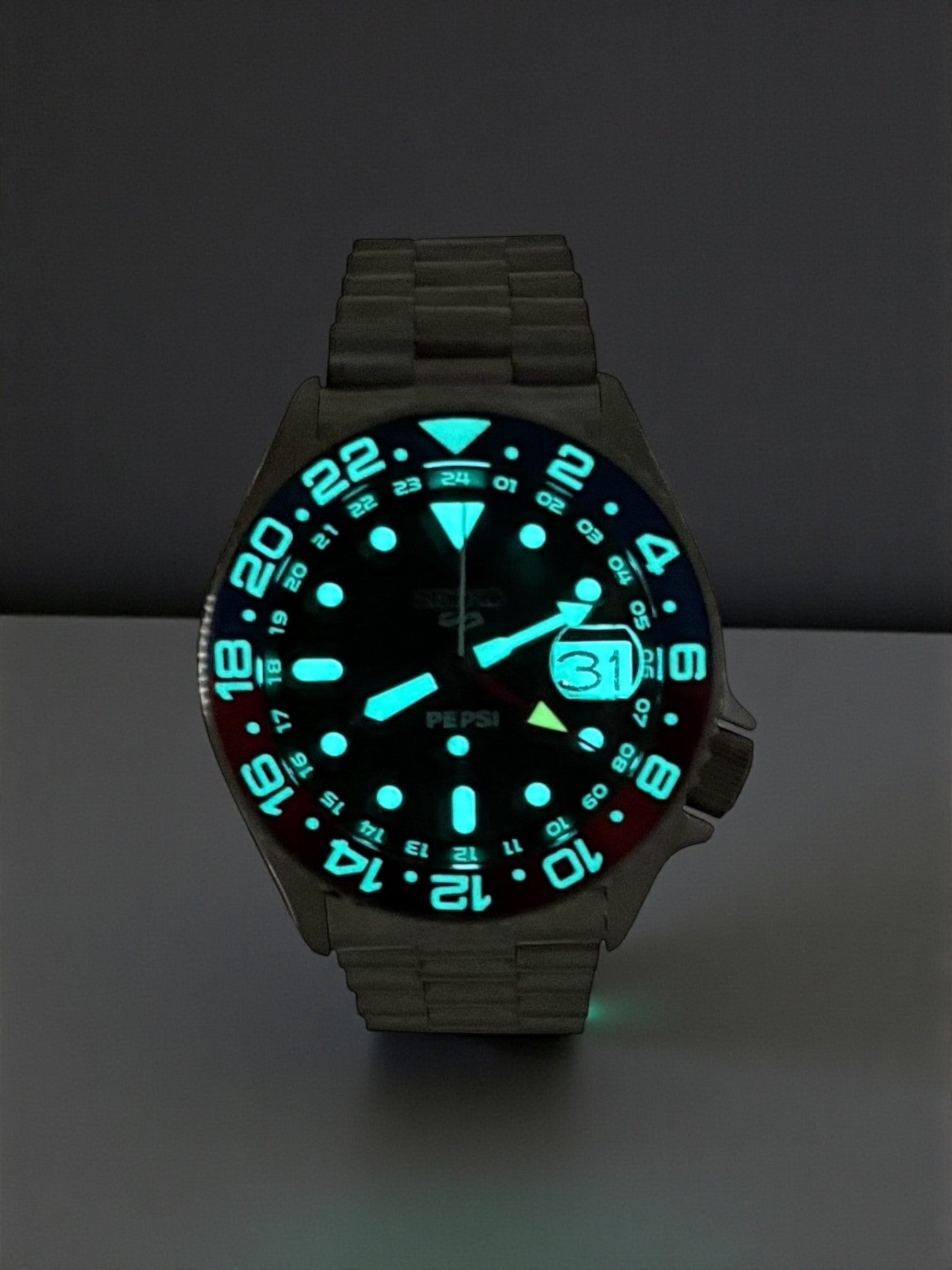 Seiko - PEPSI GMT Full LumiNova - Modding by HORS SERIE