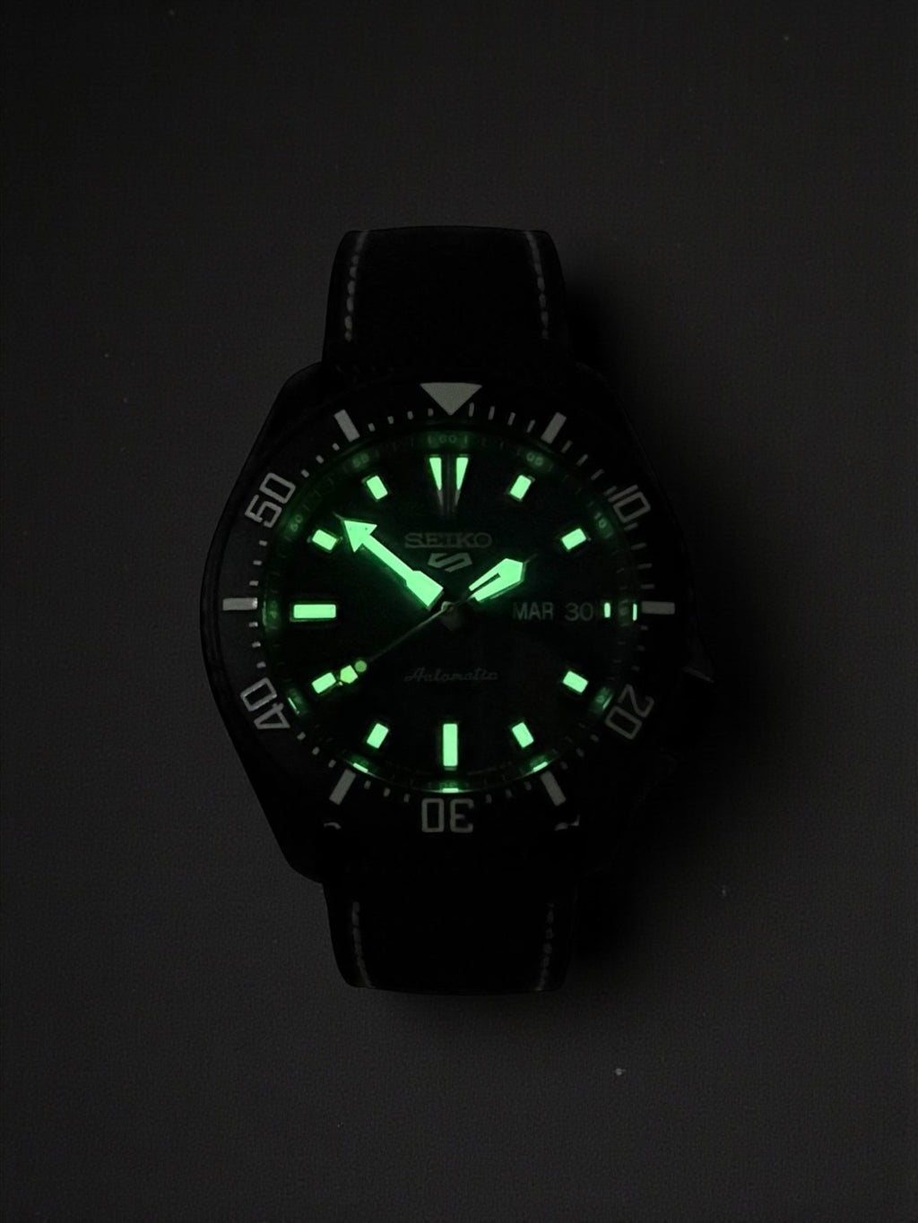 Seiko - Color Sport Noir - Modding by HORS SERIE