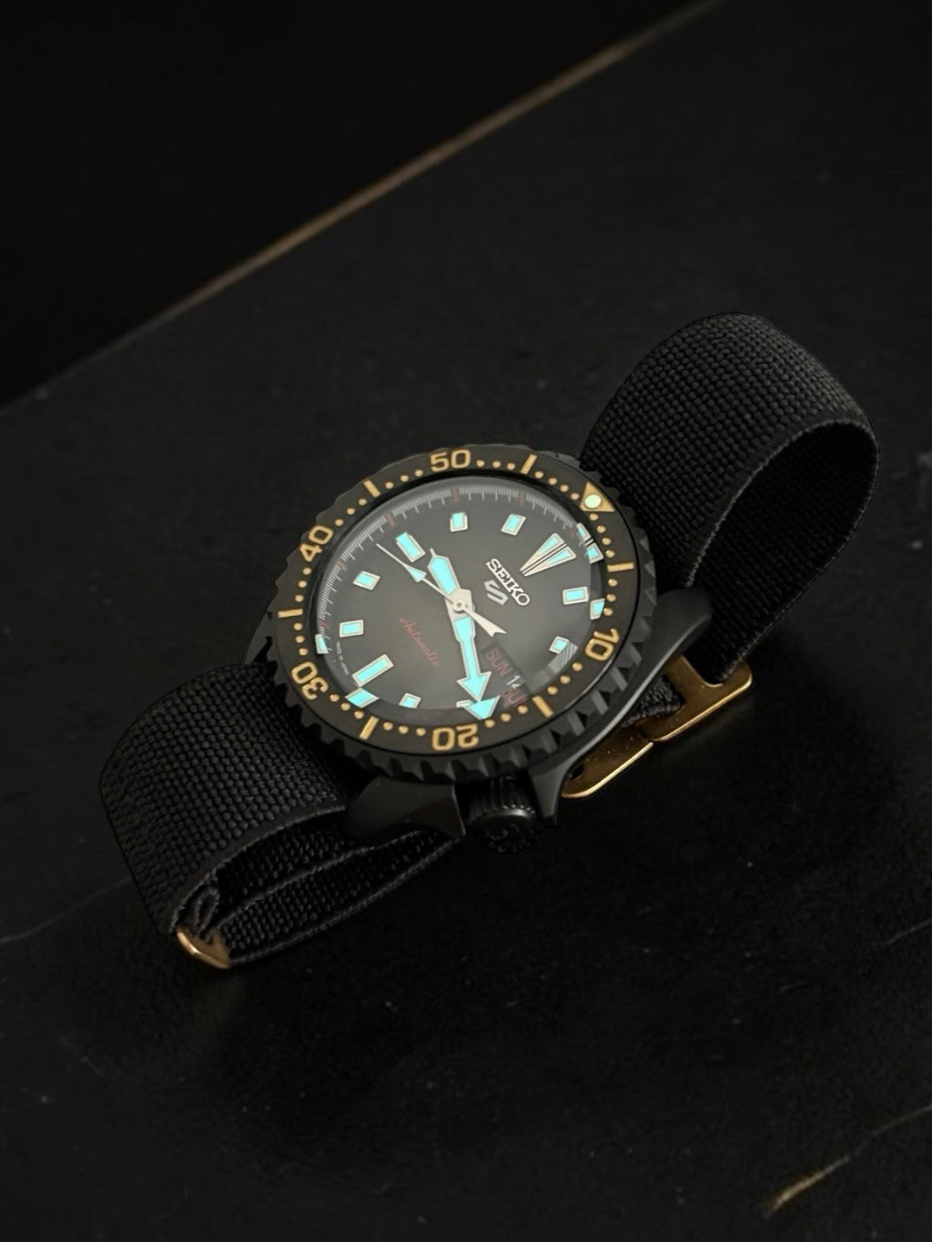 Seiko - Nano Universe - Modding by HORS SERIE