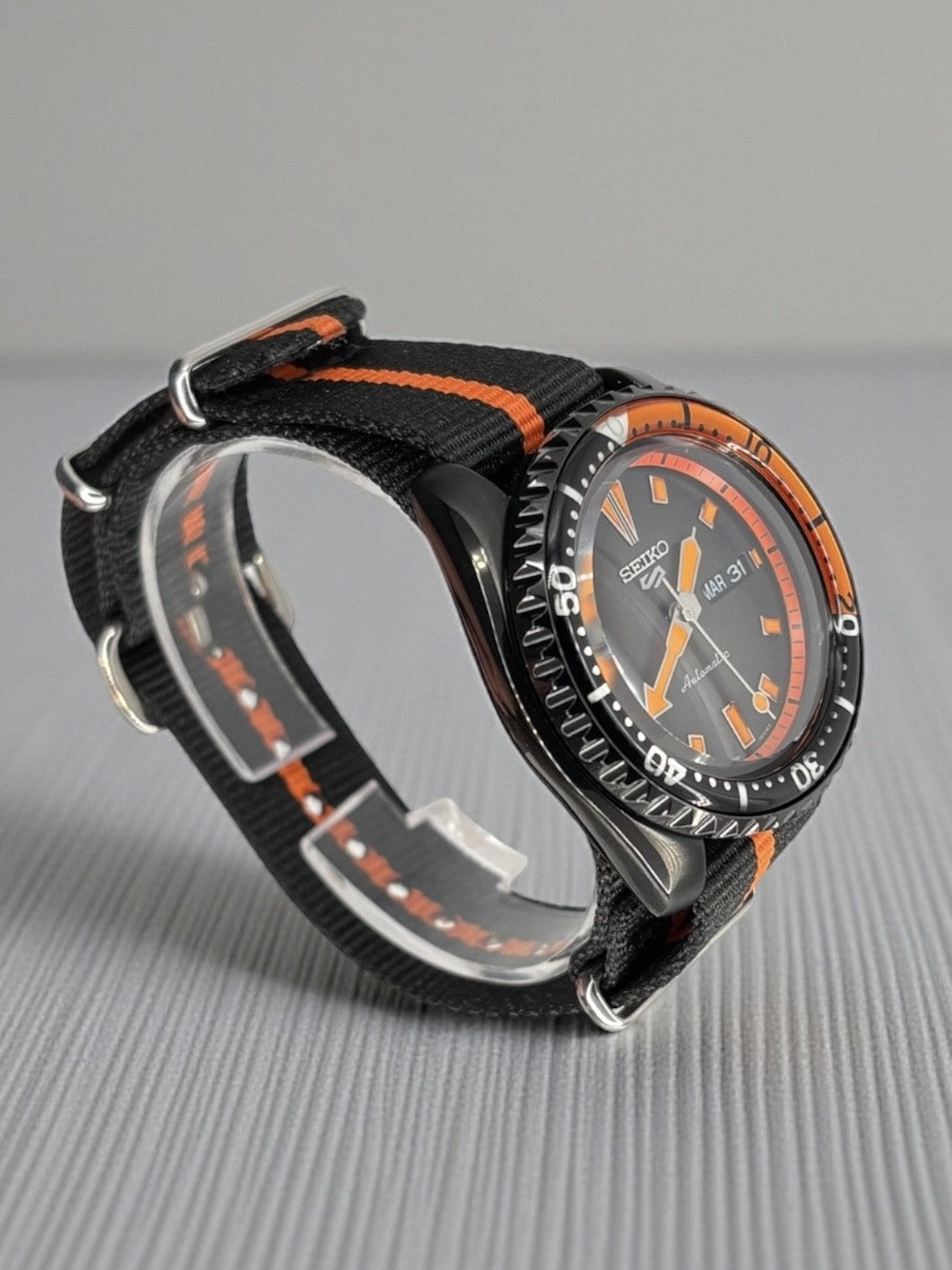 Seiko - MidNight Circuit - Modding by HORS SERIE