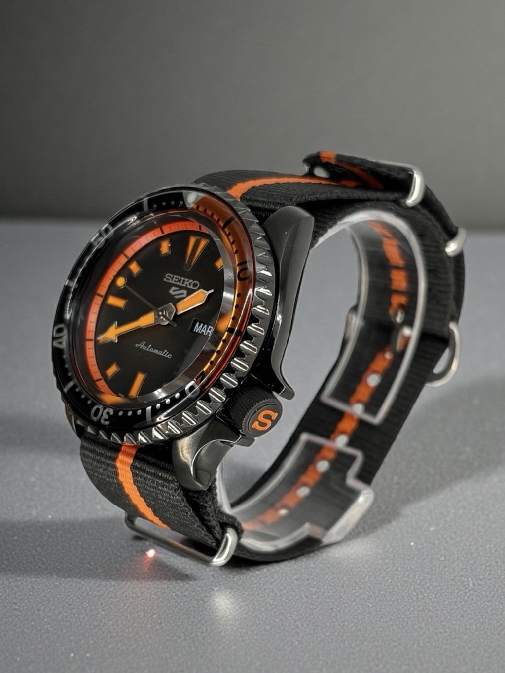 Seiko - MidNight Circuit - Modding by HORS SERIE