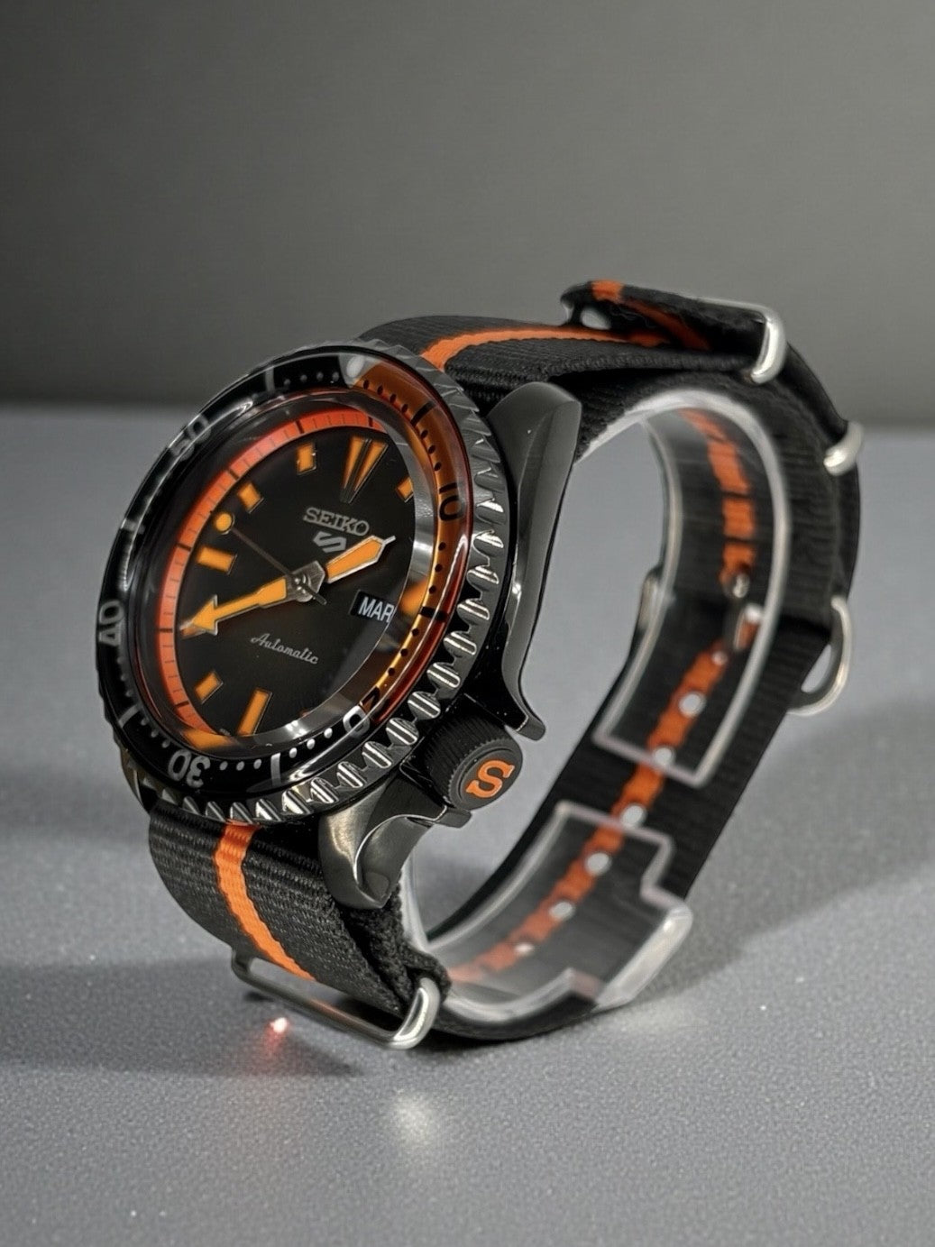 Seiko - MidNight Circuit - Modding by HORS SERIE